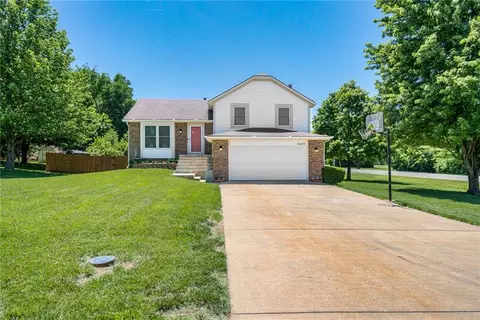 21475 W 181st Ter, Olathe, KS 66062