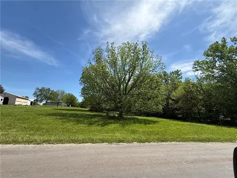lot1028 Lake Viking Ter, Gallatin, MO 64640