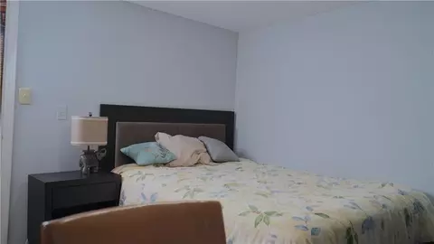 Bedroom - 1828 E Mohawk Dr, Olathe, KS 66062 photo 5 of 6