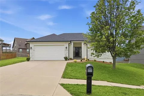 12450 NW Lauren Cir, Platte City, MO 64079
