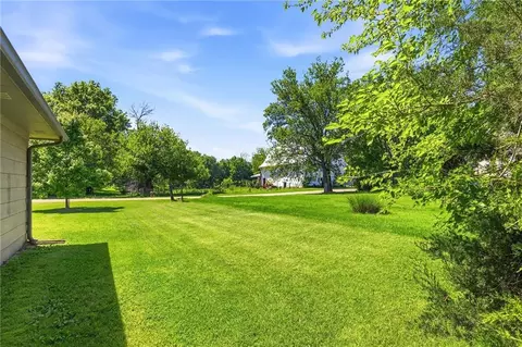 Exterior - 4 Skyline Dr, Adrian, MO 64720 photo 8 of 10