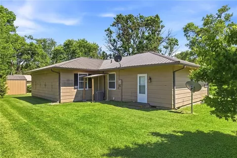 Exterior - 4 Skyline Dr, Adrian, MO 64720 photo 9 of 10
