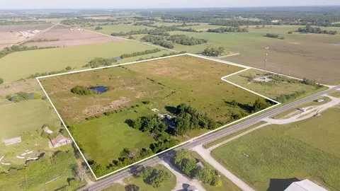 617 S Us 160 Hwy, Golden City, MO 64748