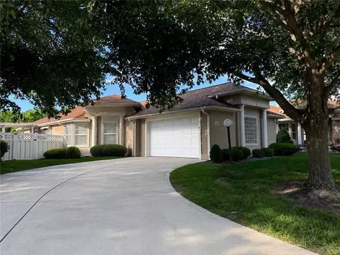 809 NW North Ridge Ct, Blue Springs, MO 64015