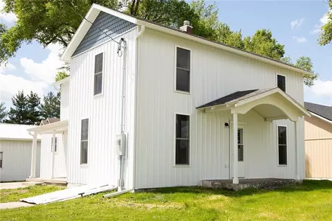 Exterior - 302 Little Brick Rd, Cameron, MO 64429 photo 2 of 4