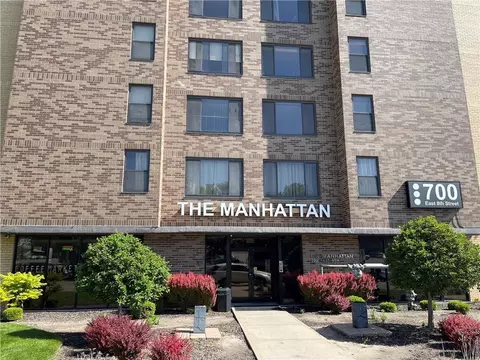 700 E 8th St #9N, Kansas City, MO 64106