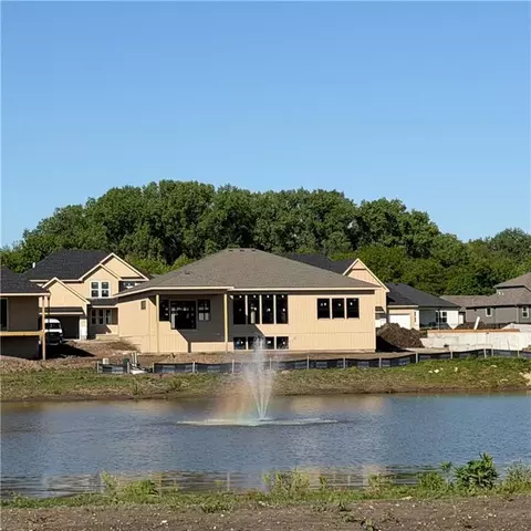 2343 Foxtail Dr, Kearney, MO 64060