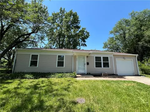 406 N Geronimo Dr, Independence, MO 64056