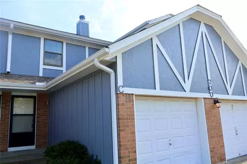 700 Cedar Dr #C, Warrensburg, MO 64093