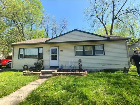 705 N 81st Ter, Kansas City, KS 66112