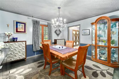 Dining - 4345 Dover Ave, Independence, MO 64055 photo 1 of 2