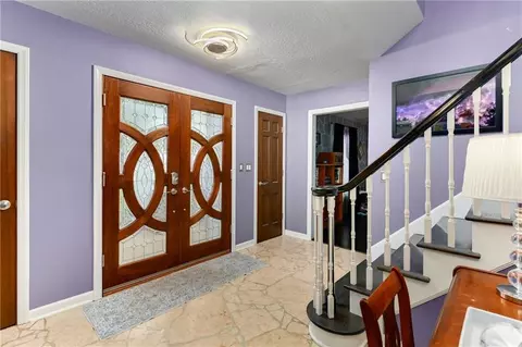 Entry Way - 4345 Dover Ave, Independence, MO 64055 photo 1 of 4