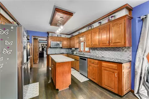 Kitchen - 4345 Dover Ave, Independence, MO 64055 photo 2 of 4