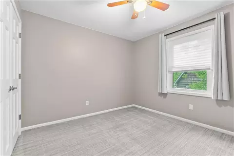 Bedroom - 410 SE Richardson Pl, Lees Summit, MO 64063 photo 4 of 7