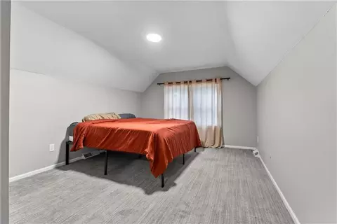 Bedroom - 410 SE Richardson Pl, Lees Summit, MO 64063 photo 6 of 7