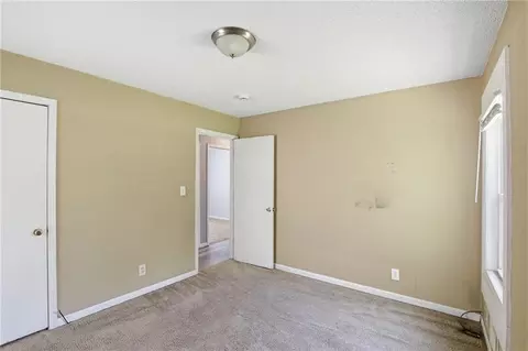 Bedroom - 4300 S Liberty St, Independence, MO 64055 photo 5 of 13