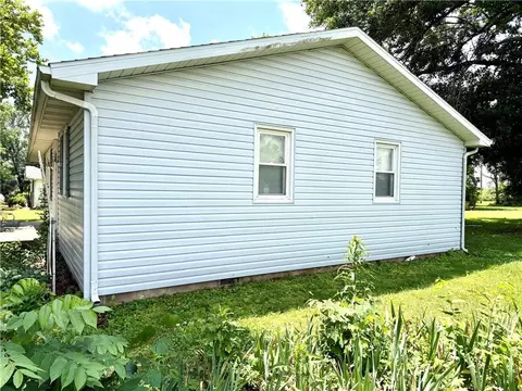 Exterior - 97 SW 5th Ln, Lamar, MO 64759 photo 6 of 11