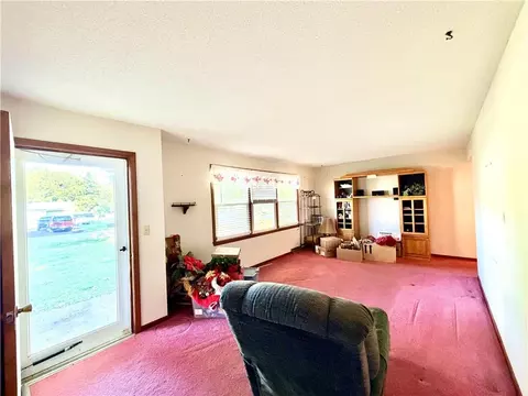 Living - 97 SW 5th Ln, Lamar, MO 64759 photo 1 of 2