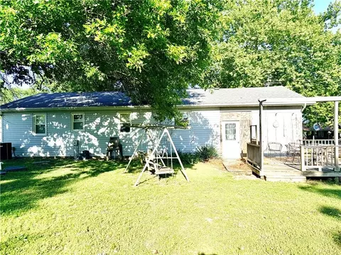 Exterior - 97 SW 5th Ln, Lamar, MO 64759 photo 8 of 11