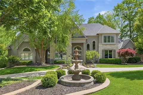 6001 N Cosby Ave, Kansas City, MO 64151