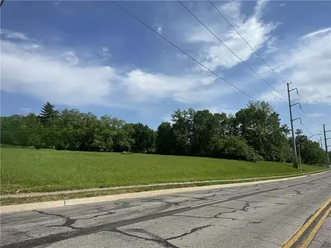 15607 E Independence Ave, Independence, MO 64050