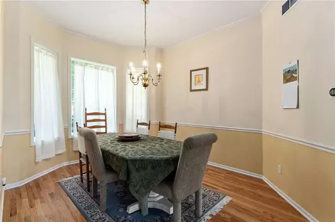 Dining - 11709 E 71st Ct, Raytown, MO 64133 photo 2 of 2