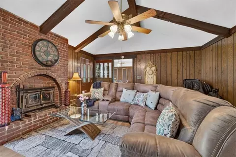 Living - 7401 E 127th St, Grandview, MO 64030 photo 5 of 6