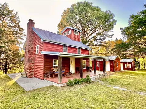 8830 SW 82 Hwy, El Dorado Springs, MO 64744