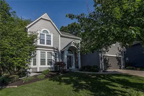 12988 S Hagan St, Olathe, KS 66062