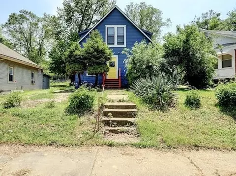 1511 W Walnut St, Independence, MO 64050
