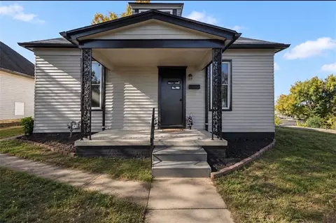 2314 S 19th St, Saint Joseph, MO 64503