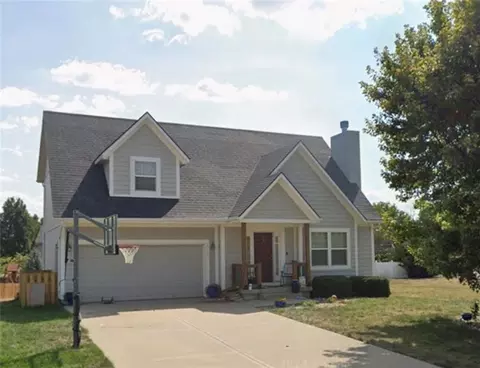 20565 W 220th Ter, Spring Hill, KS 66083