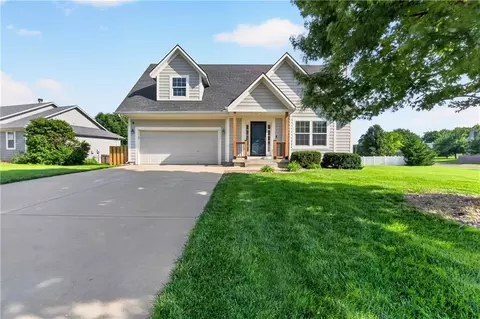 20565 W 220th Ter, Spring Hill, KS 66083