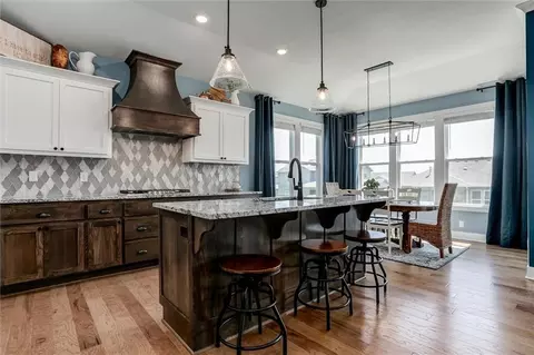 13317 W 181st Pl, Overland Park, KS 66013
