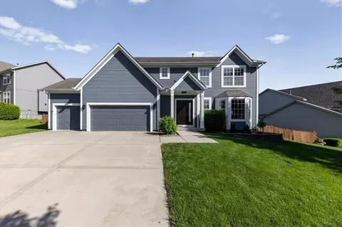 362 S Stonecrest Rd, Olathe, KS 66061