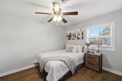 Bedroom - 604 NE Douglas St, Lees Summit, MO 64063 photo 1 of 6