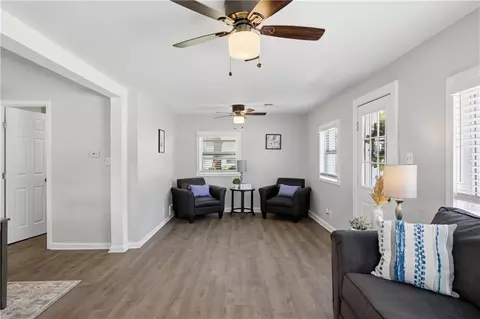 Living - 604 NE Douglas St, Lees Summit, MO 64063 photo 1 of 1