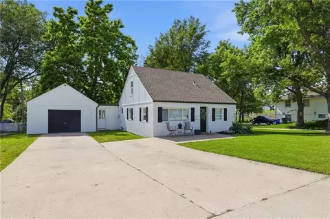 Other - 604 NE Douglas St, Lees Summit, MO 64063 photo 1 of 3