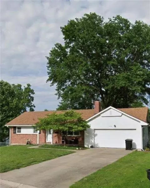 11912 E 40th Ter, Independence, MO 64052