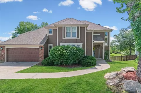 6724 N Quincy Cir, Kansas City, MO 64119