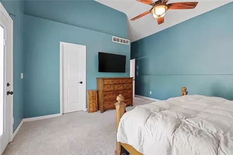 Bedroom - 5796 SE Pine Ln, Holt, MO 64048 photo 2 of 4