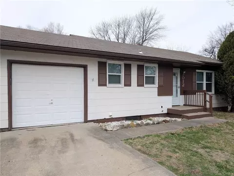 3012 S Hedges Ave, Independence, MO 64052
