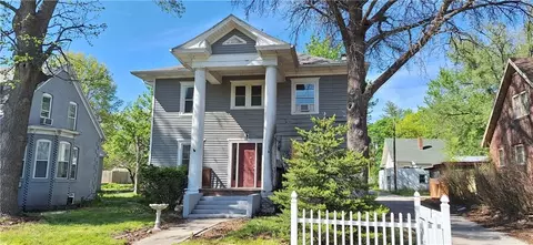 1103 Calhoun St, Chillicothe, MO 64601