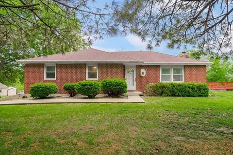 2526 Tri County Line Rd, Lathrop, MO 64465
