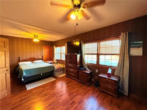 Bedroom - 412 S Main St, Brookfield, MO 64628 photo 1 of 2