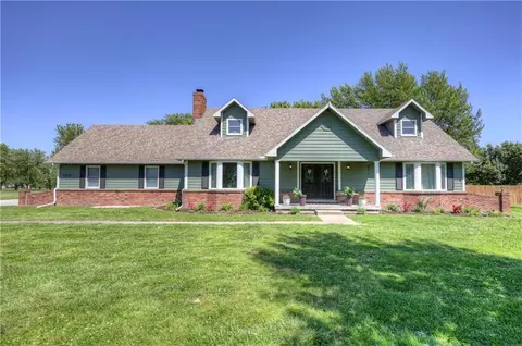 1810 N Free King Hwy, Pittsburg, KS 66762