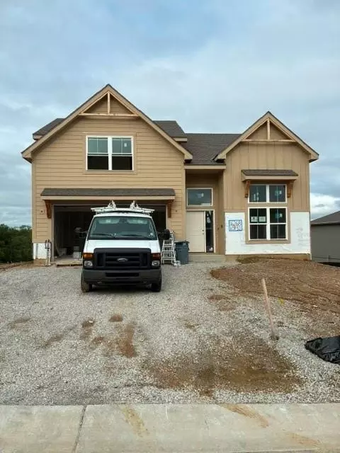 16268 Giorgia St, Parkville, MO 64152