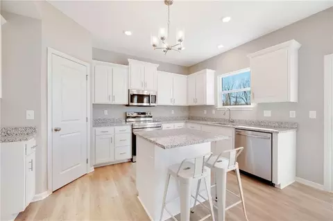 Kitchen - 603 Foxglove Ln, Raymore, MO 64083 photo 1 of 3