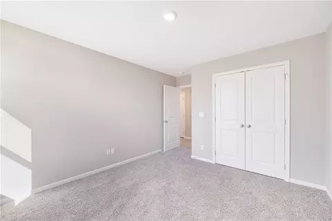 Bedroom - 603 Foxglove Ln, Raymore, MO 64083 photo 5 of 9