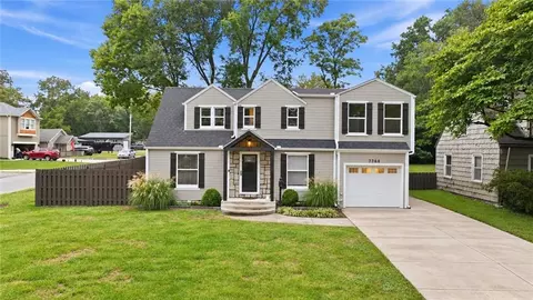 7744 Grand Ave, Kansas City, MO 64114